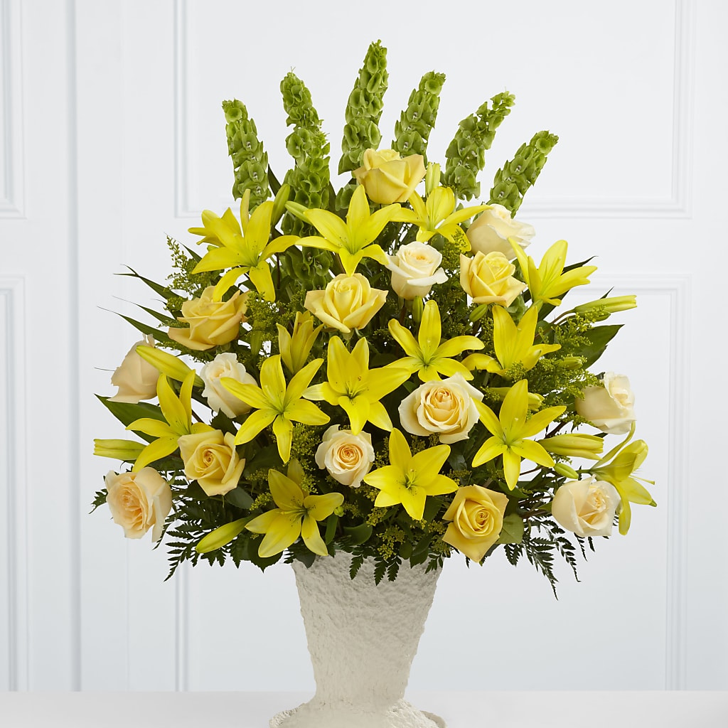 Golden Memories Arrangement – Alachua Flowers, Alachua FL