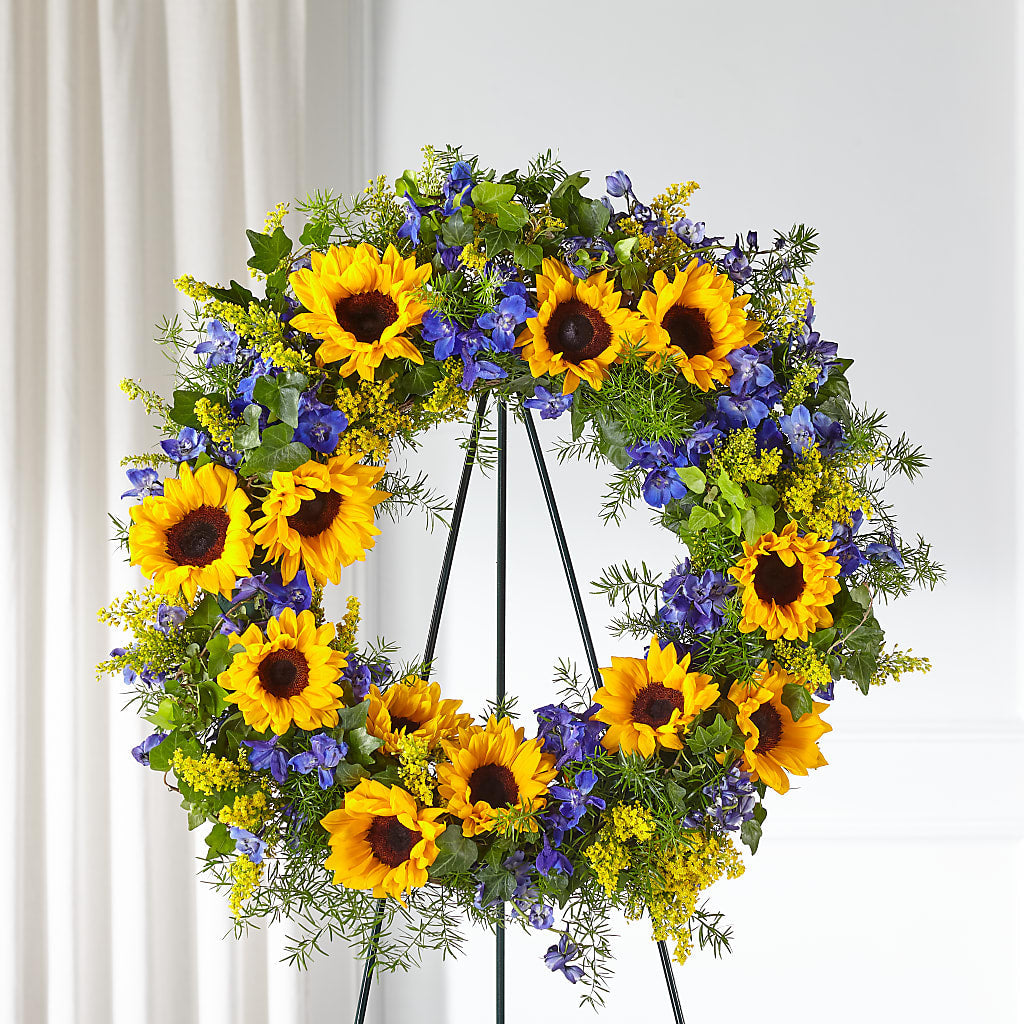 Bright Rays Wreath – Alachua Flowers, Alachua FL