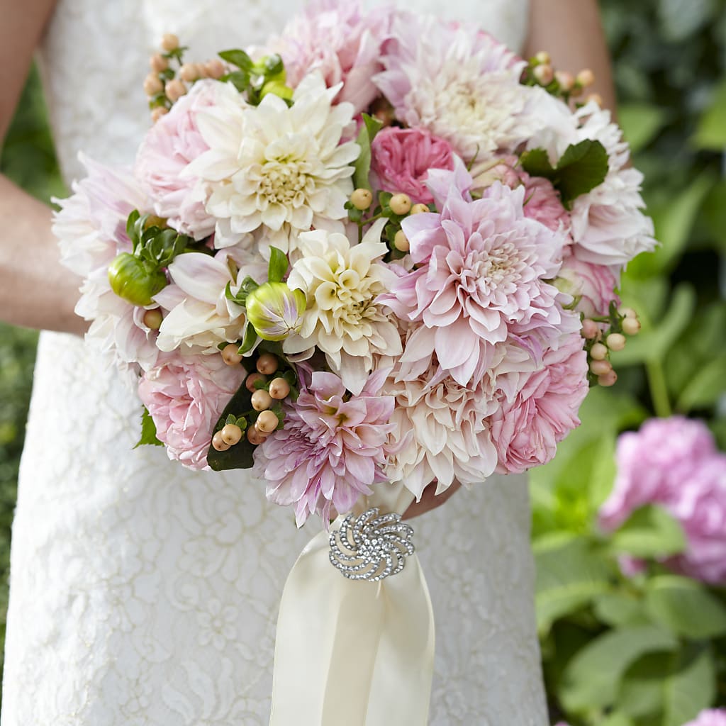 Heart's Promise Bouquet – Alachua Flowers, Alachua FL
