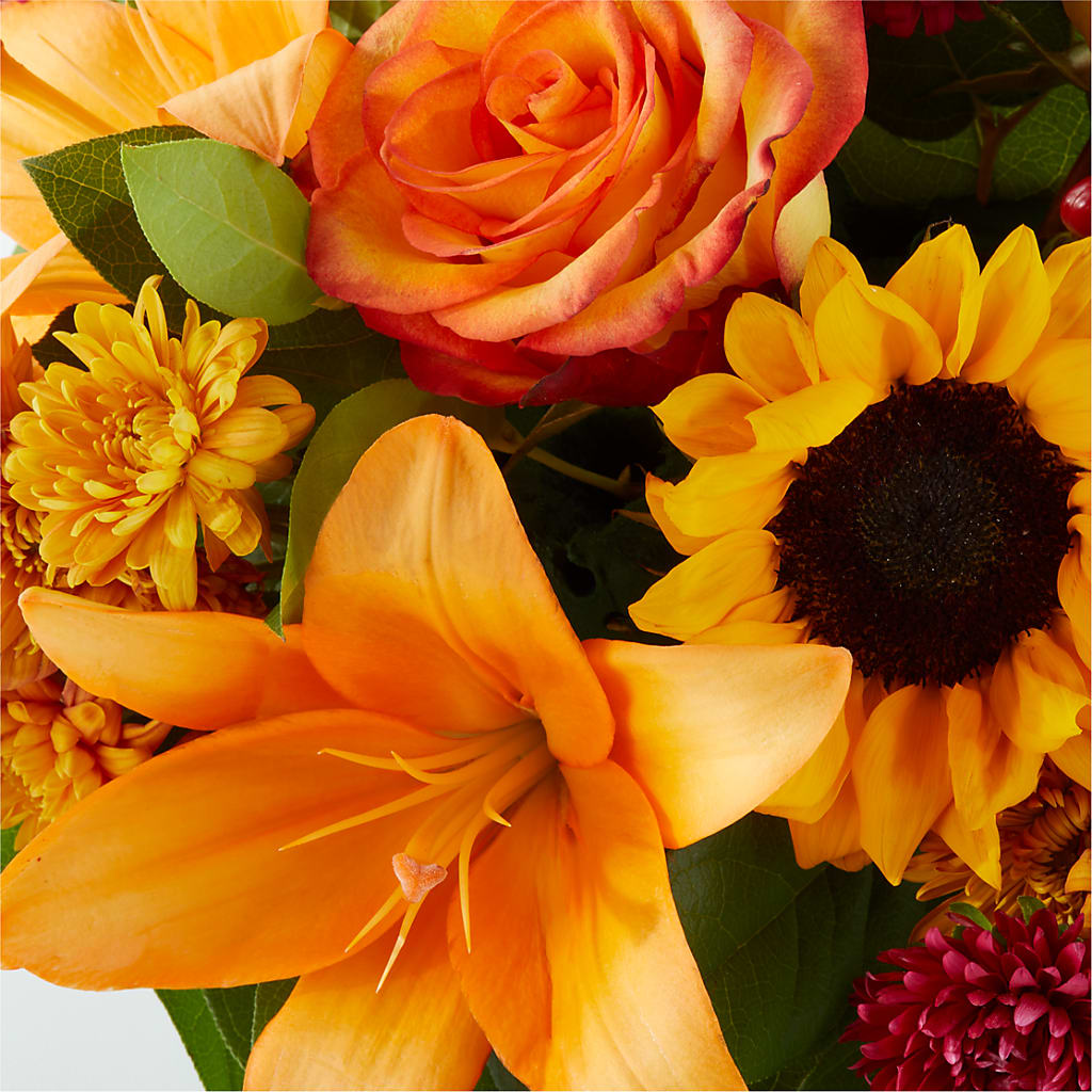 Grateful Centerpiece –  Alachua Flowers, Alachua FL