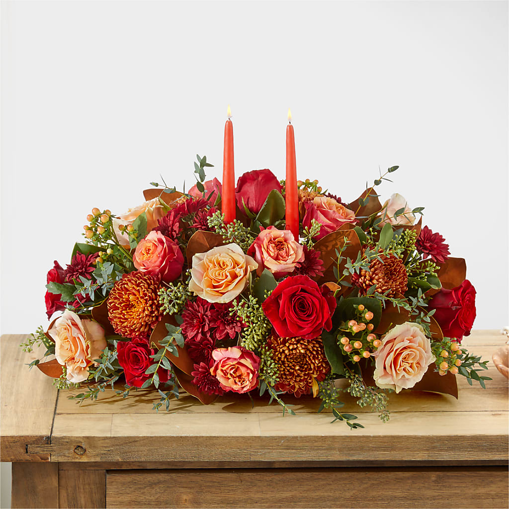 Gather Near Centerpiece –  Alachua Flowers, Alachua FL